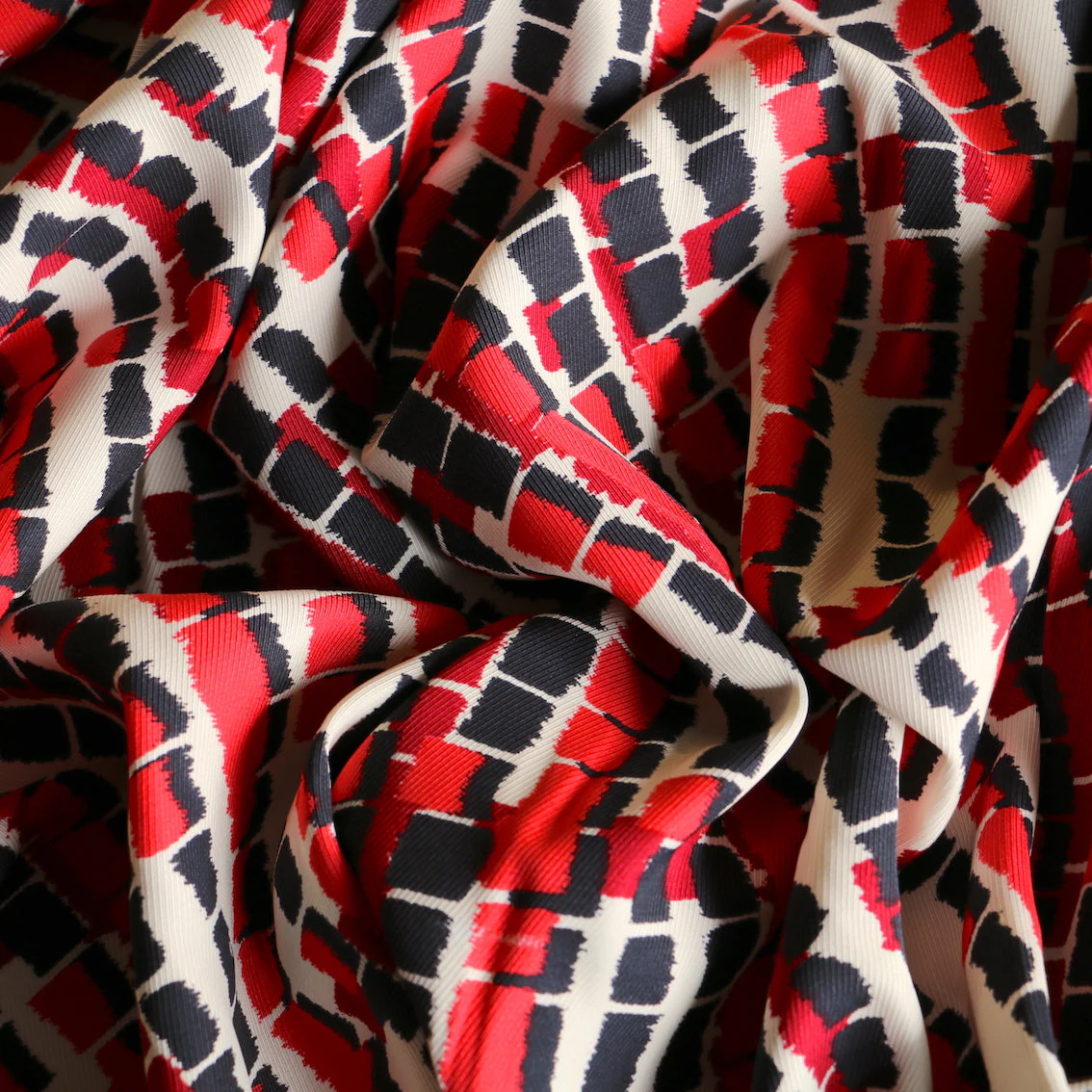 Red Tag Day Viscose Twill - Image 2