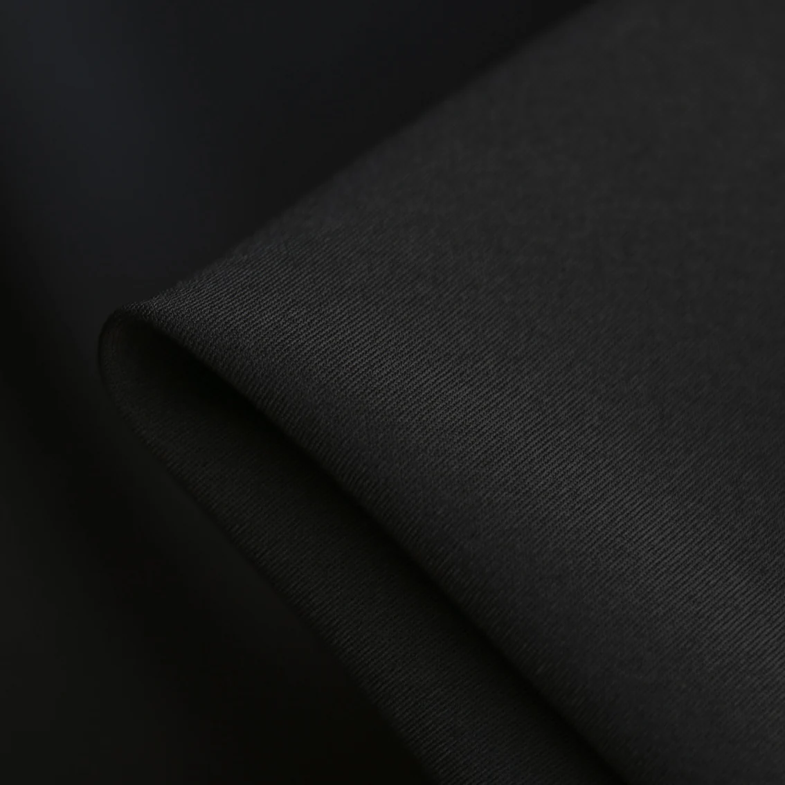 Reformed Black - 2 Way Stretch