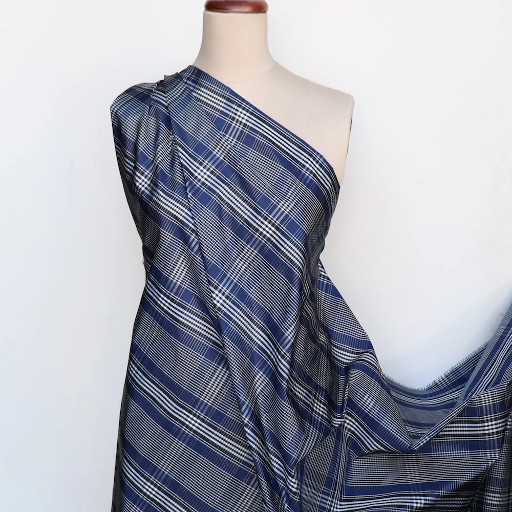 Regina Navy Tartan Check - Image 5