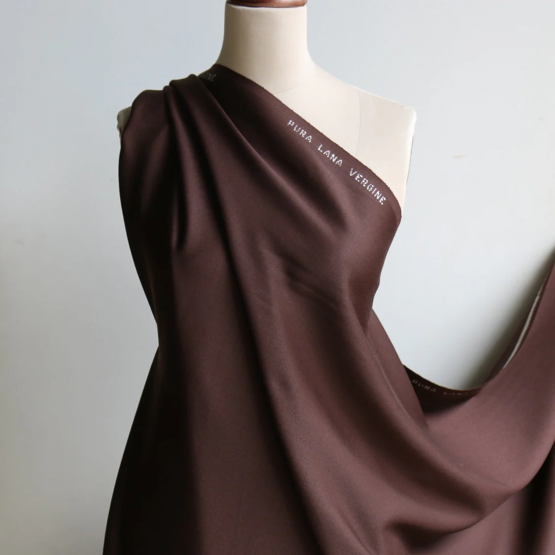 Remi Chocolate Virgin Wool - Image 5