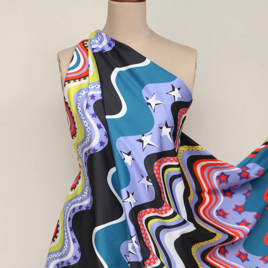 Remnant of Big Wavy Stretch Cotton Poplin - Image 6