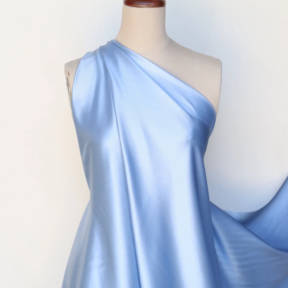 Remnant of Lin Rosa Sky Blue - Fancy Lining - Image 4