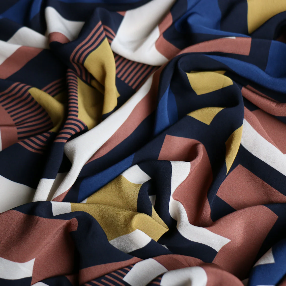 Remnant of Palazzo Grid Viscose CDC - Image 2