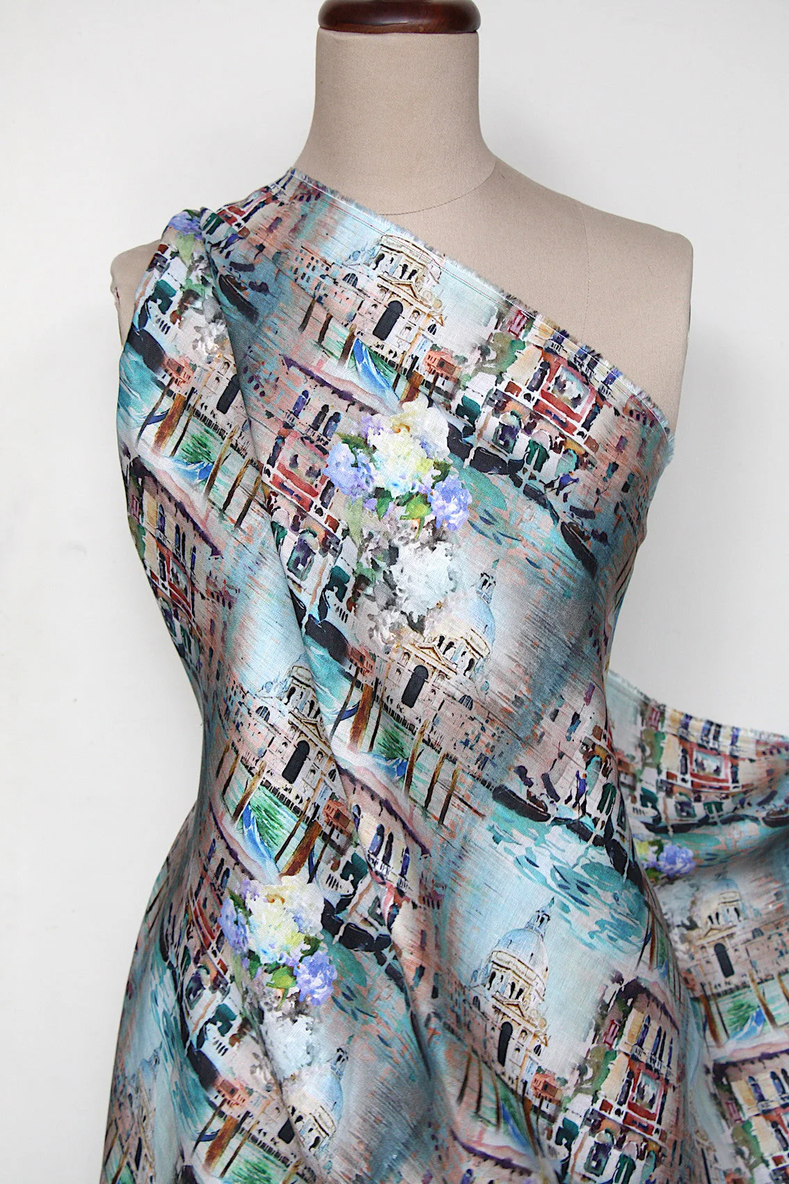 Remnant of Venetian Dream Printed Linen - Image 6