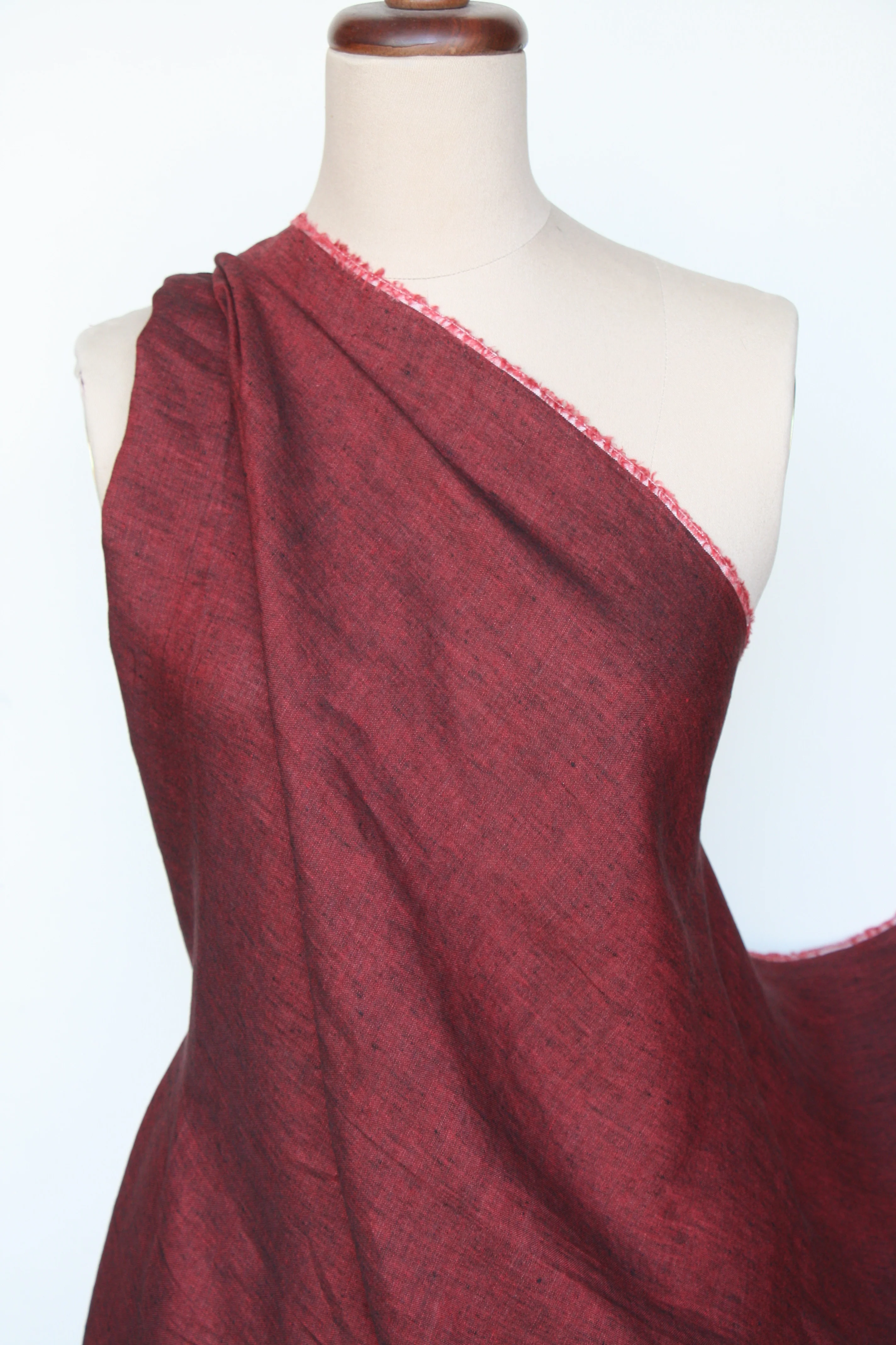 Rio Ruby Shot Linen - Image 3