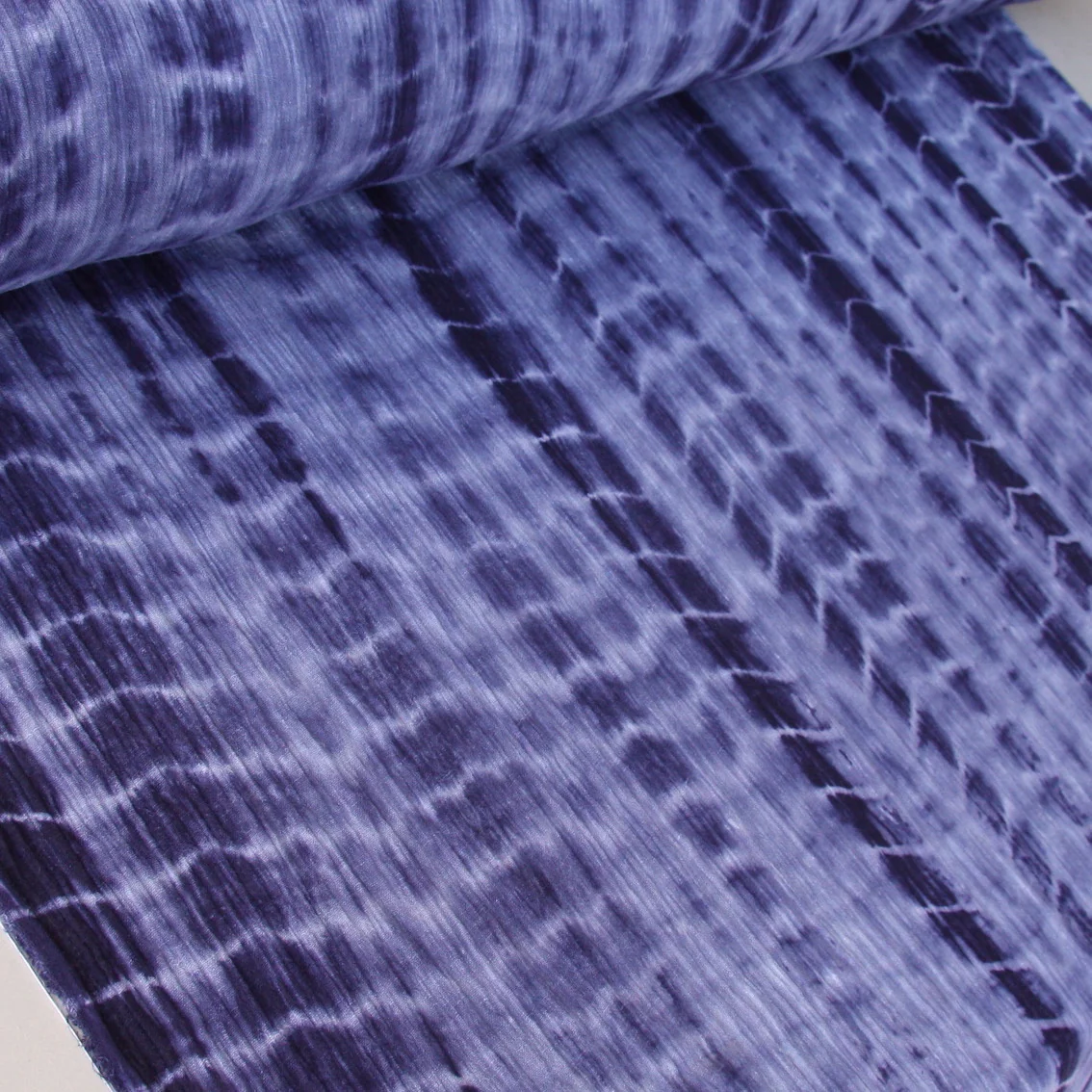River Movement Crinkle Linen - Image 4