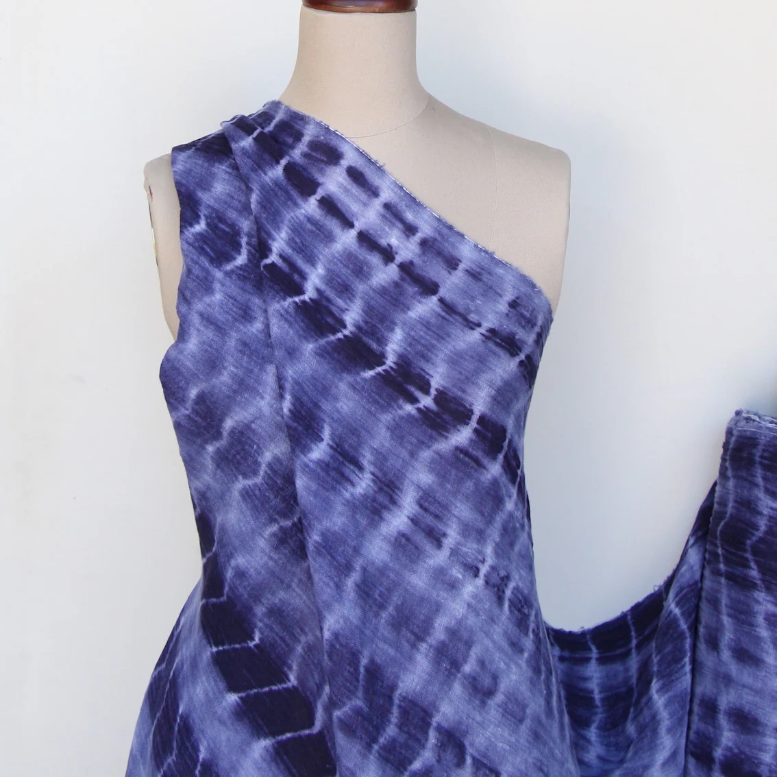 River Movement Crinkle Linen - Image 5