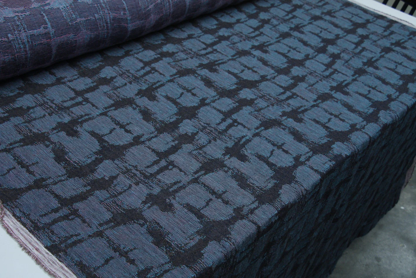 Rocky Road Crinkle Jacquard - Image 4