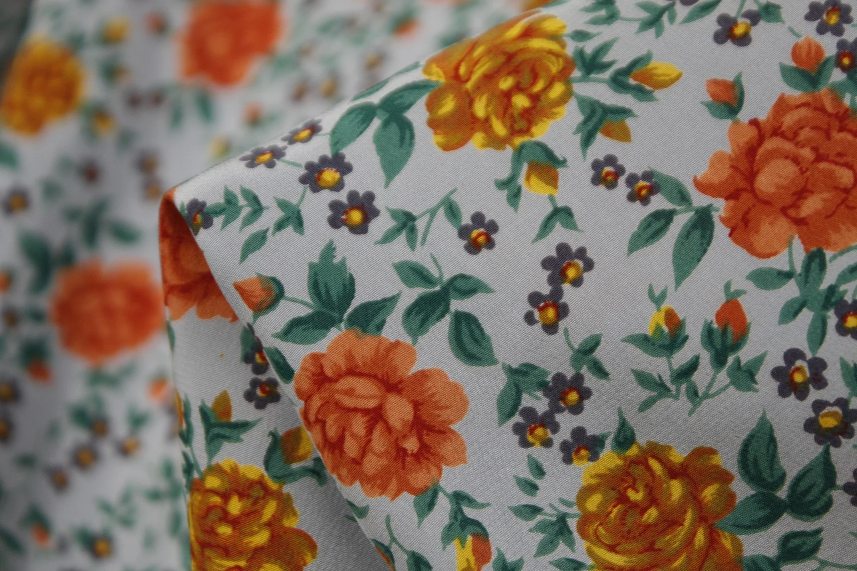 Rose Floral Wedgewood - Silk CDC