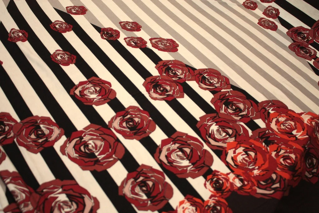 Rose Pyramid - Image 2