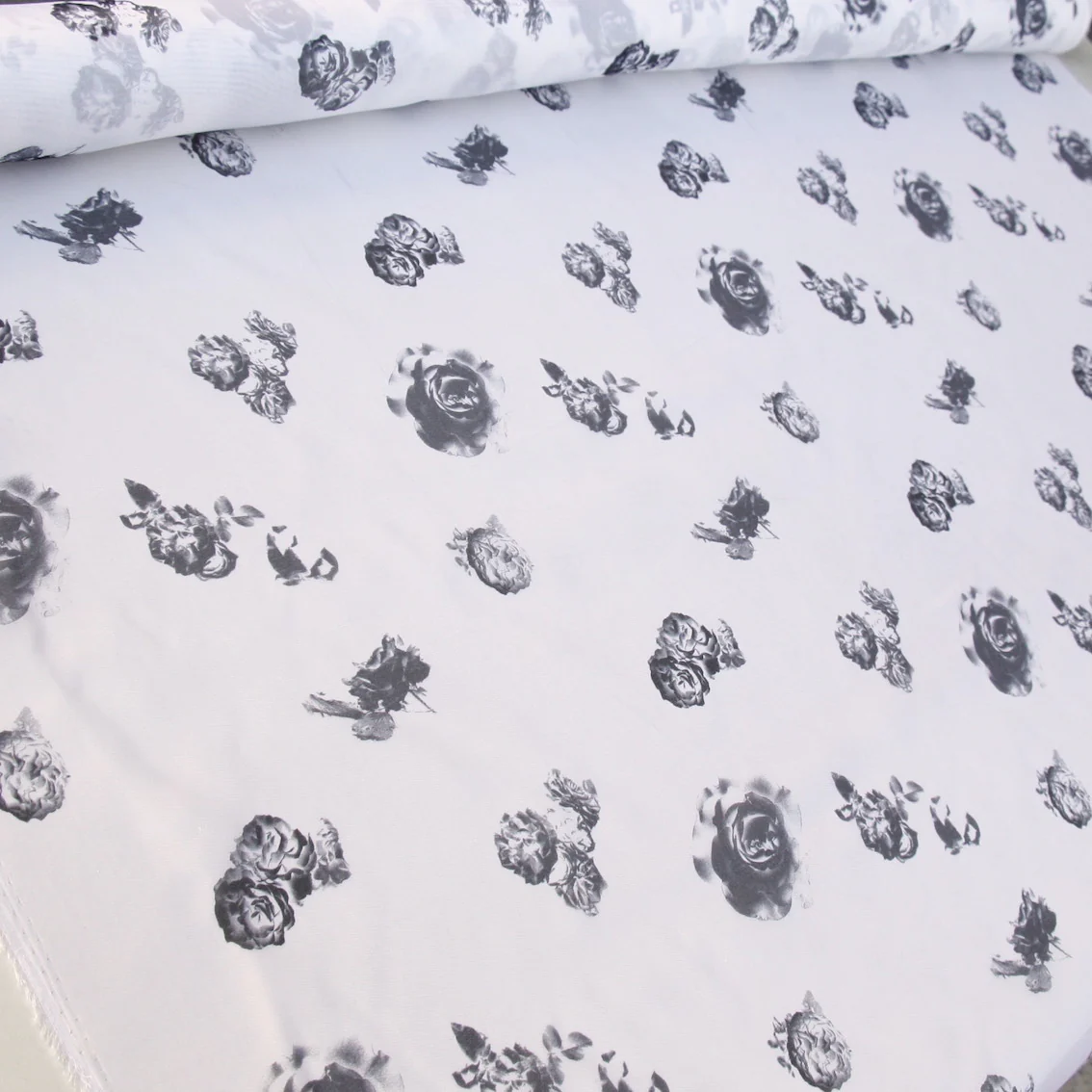 Roses Are Black - Silk Organza - Image 4