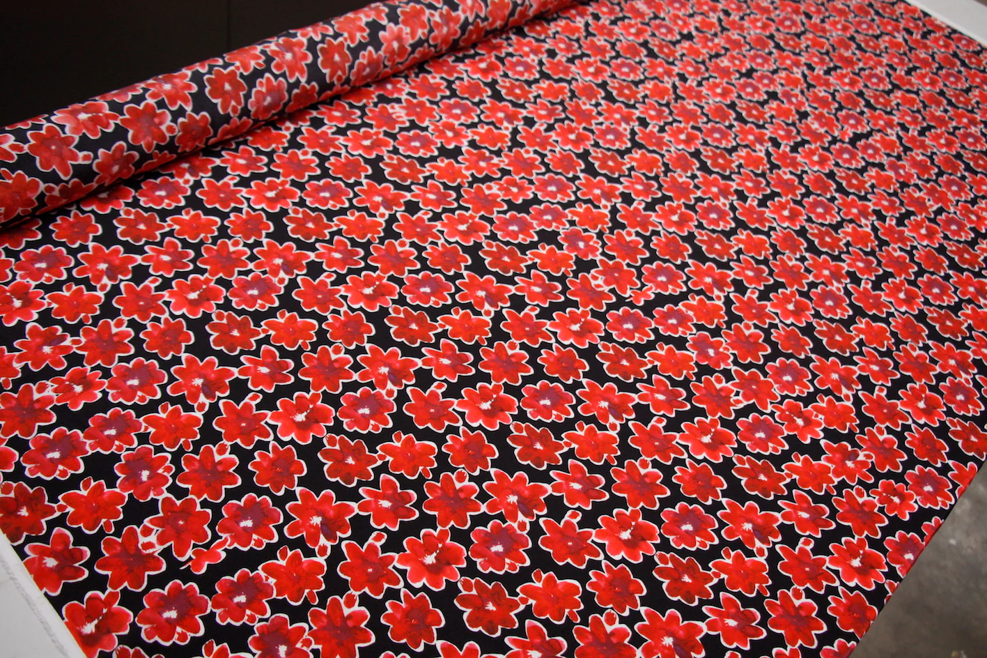 Rouge Matisse - Crepe De Chine - Image 4