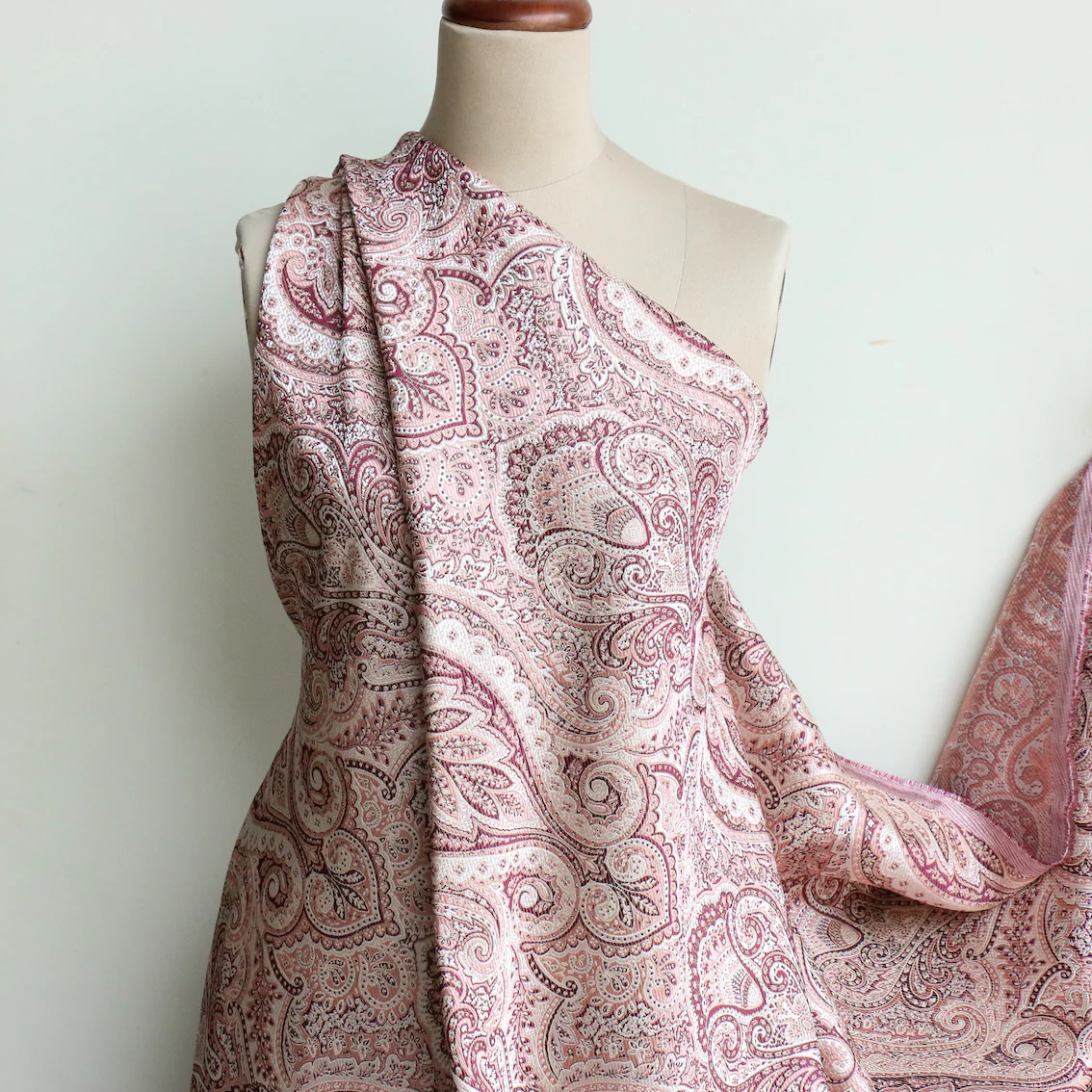 Rouge Paisley Brocade - Image 4
