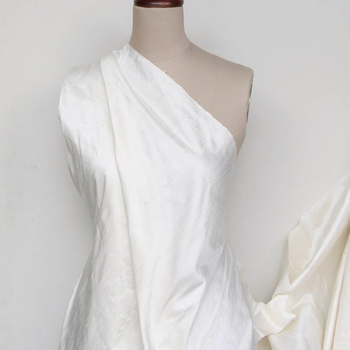 Rough Ivory Raw Silk - Image 4