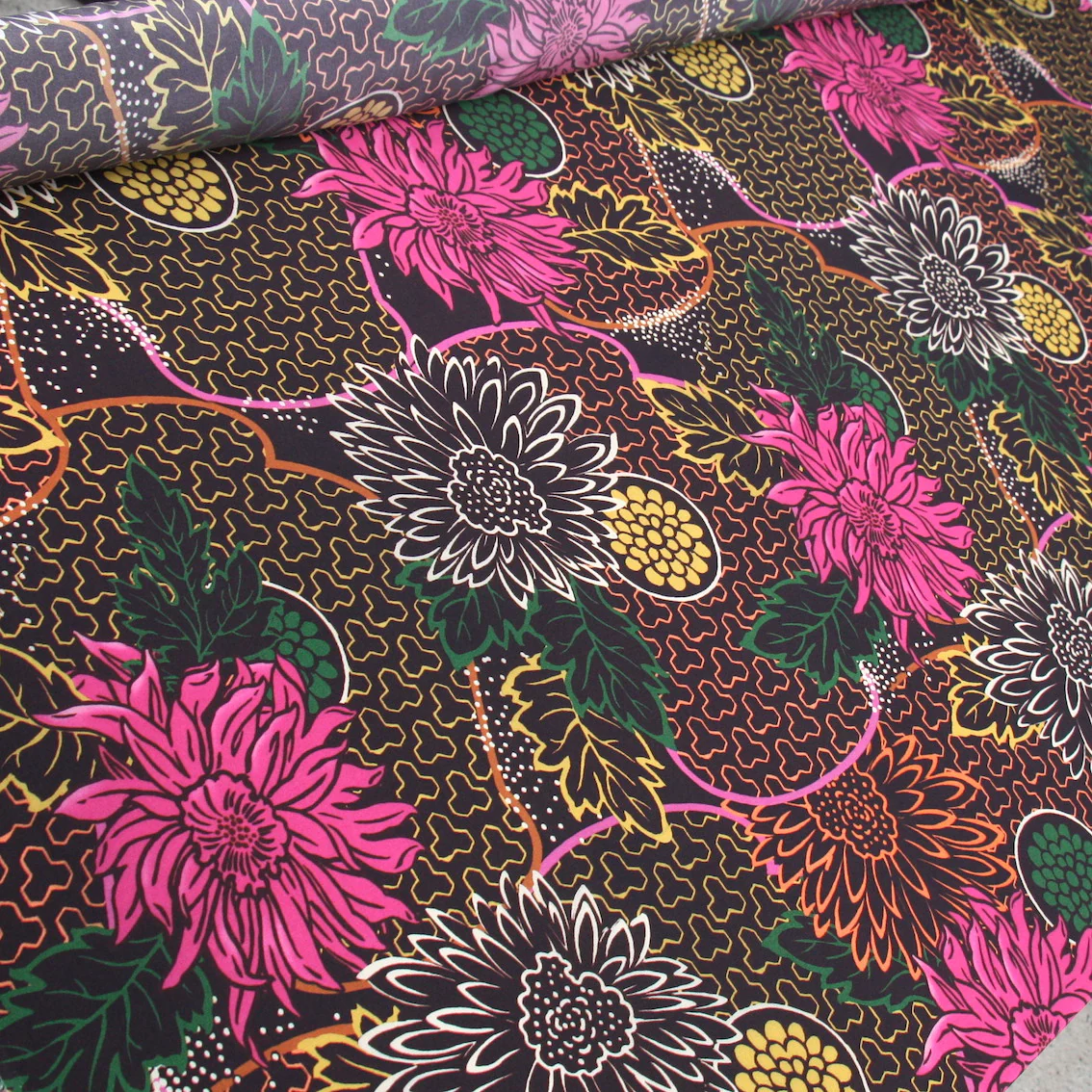 Round The Garden Path - Image 4