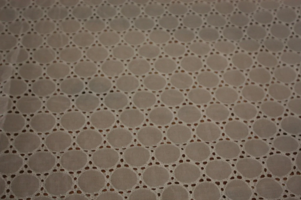 Rounds Stars Embroidery - Image 3