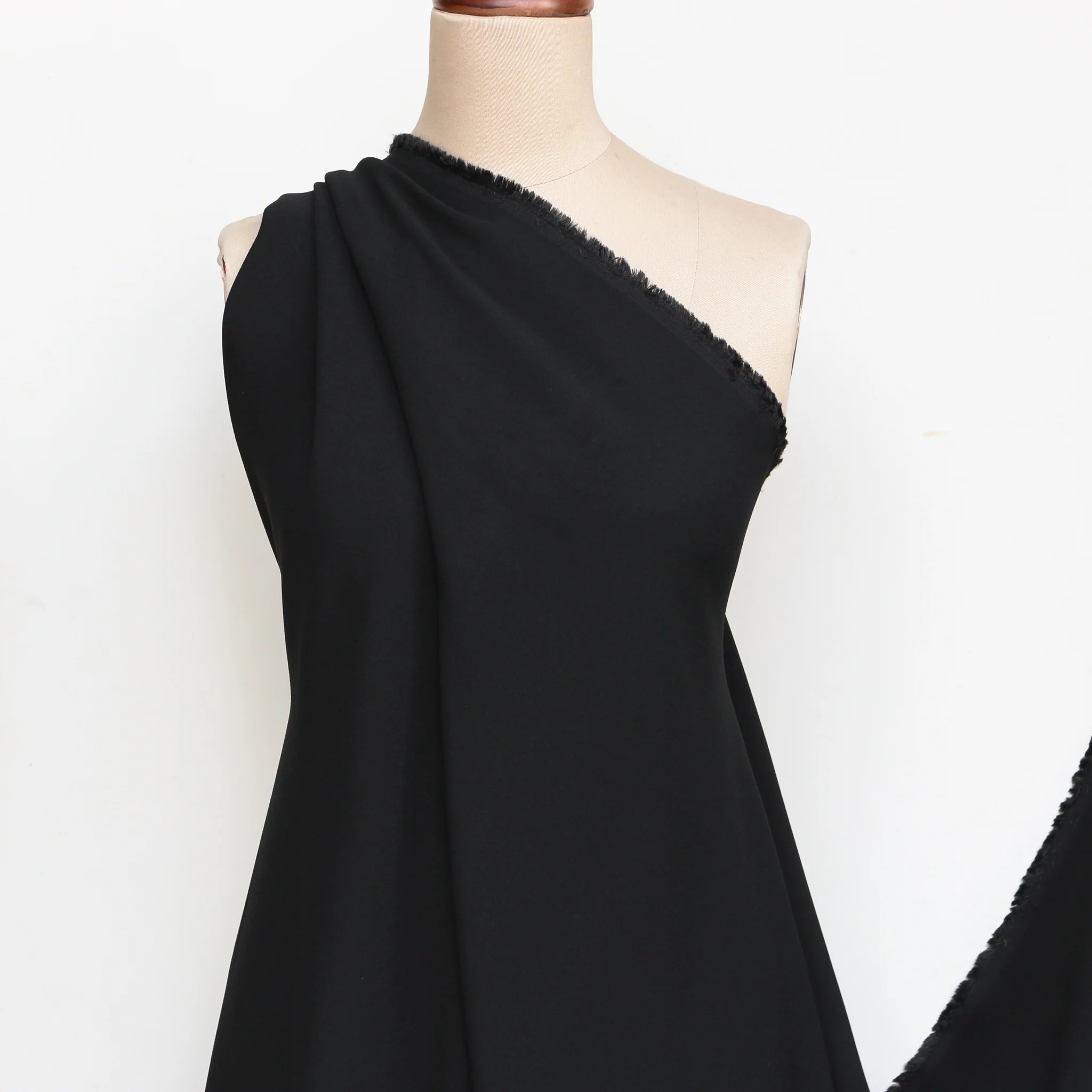 Roxanna Nero Stretch Cady Crepe - Image 4