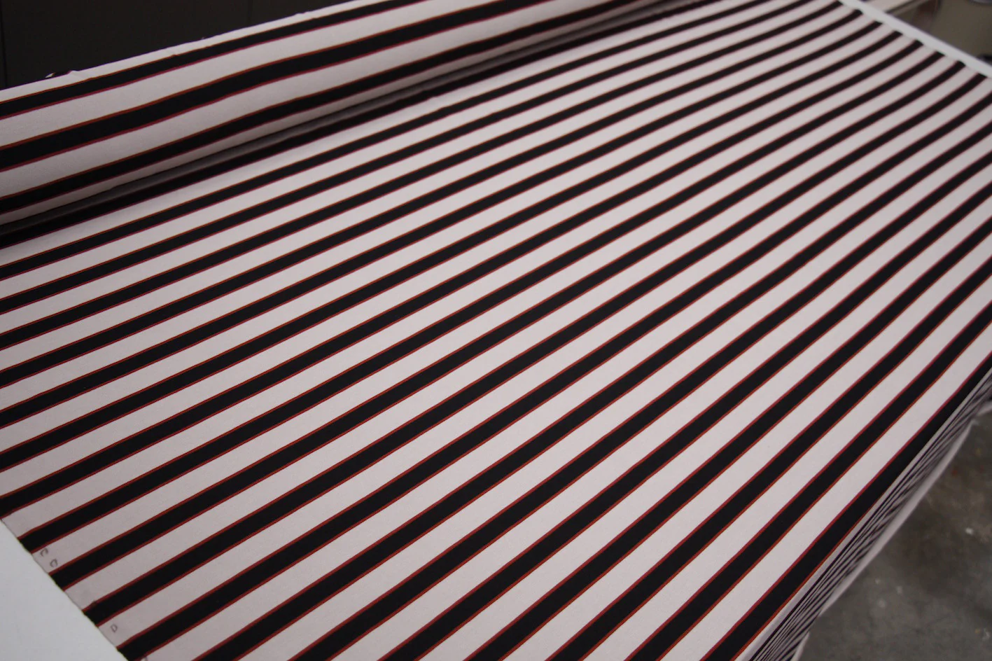 Rust Based Liner - Image 4