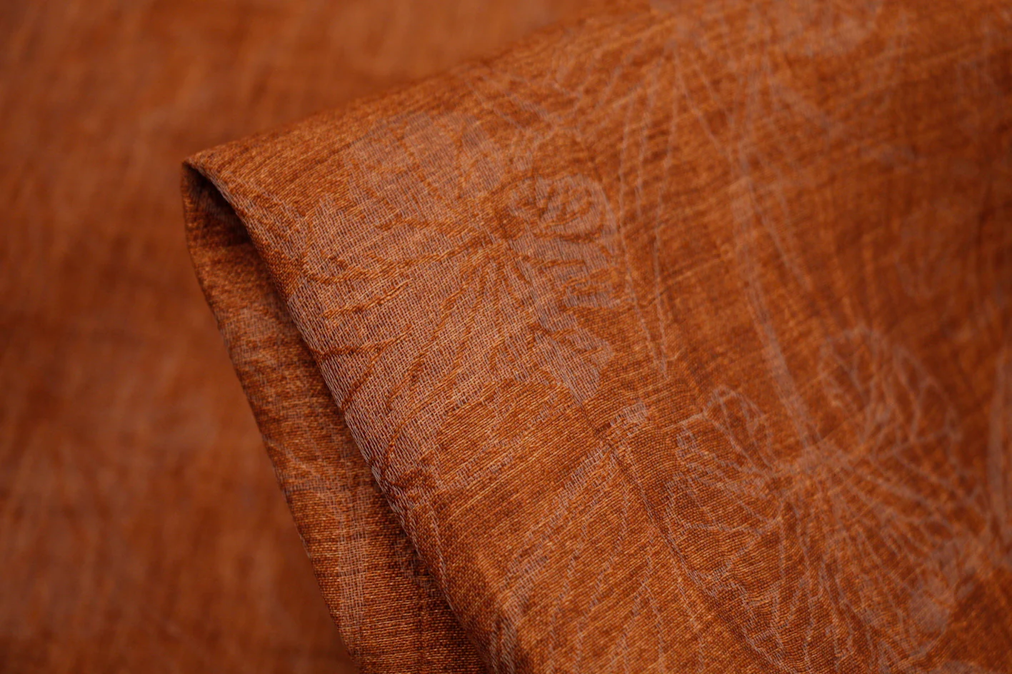 Rusty Flora Jacquard