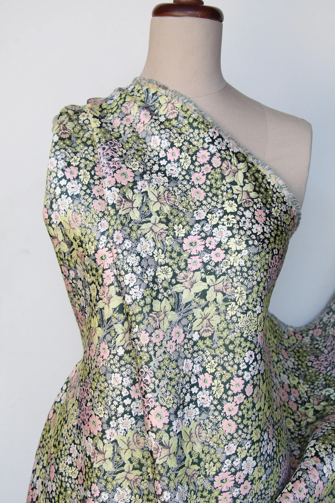 Sabrina Jacquard - Image 6