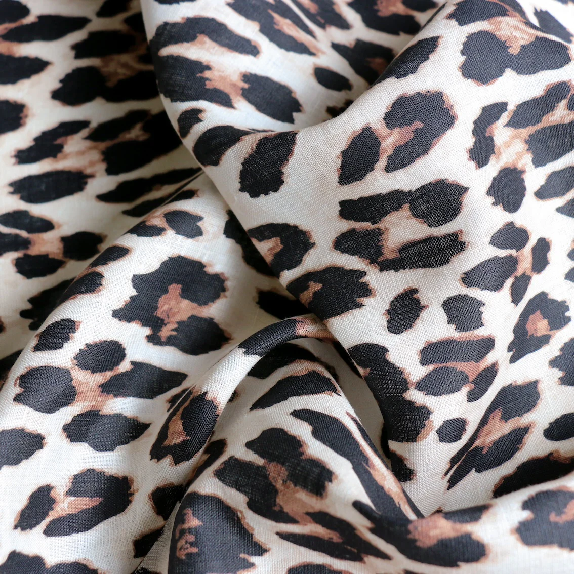 Savannah Cat Printed Linen - Image 2