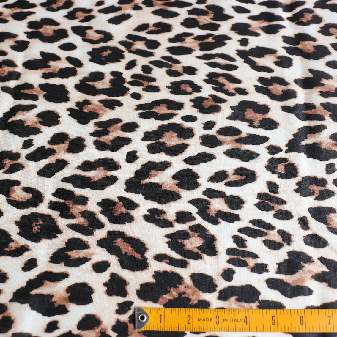 Savannah Cat Printed Linen - Image 3