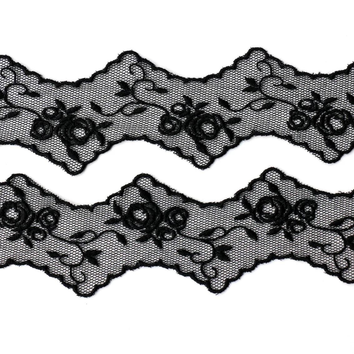 Scalloped Black Lace Trim - Image 5