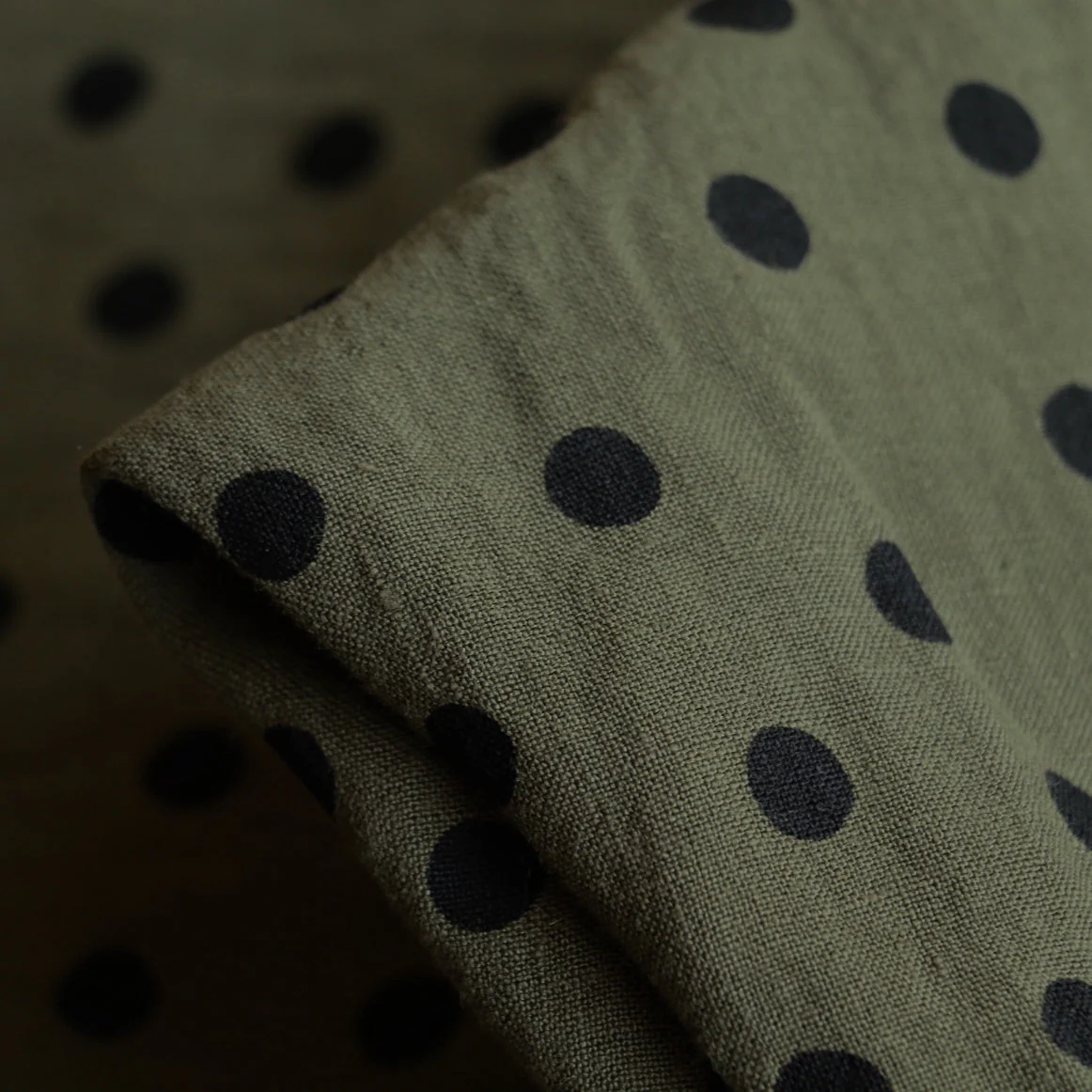 Scattered Spot Seaweed Linen