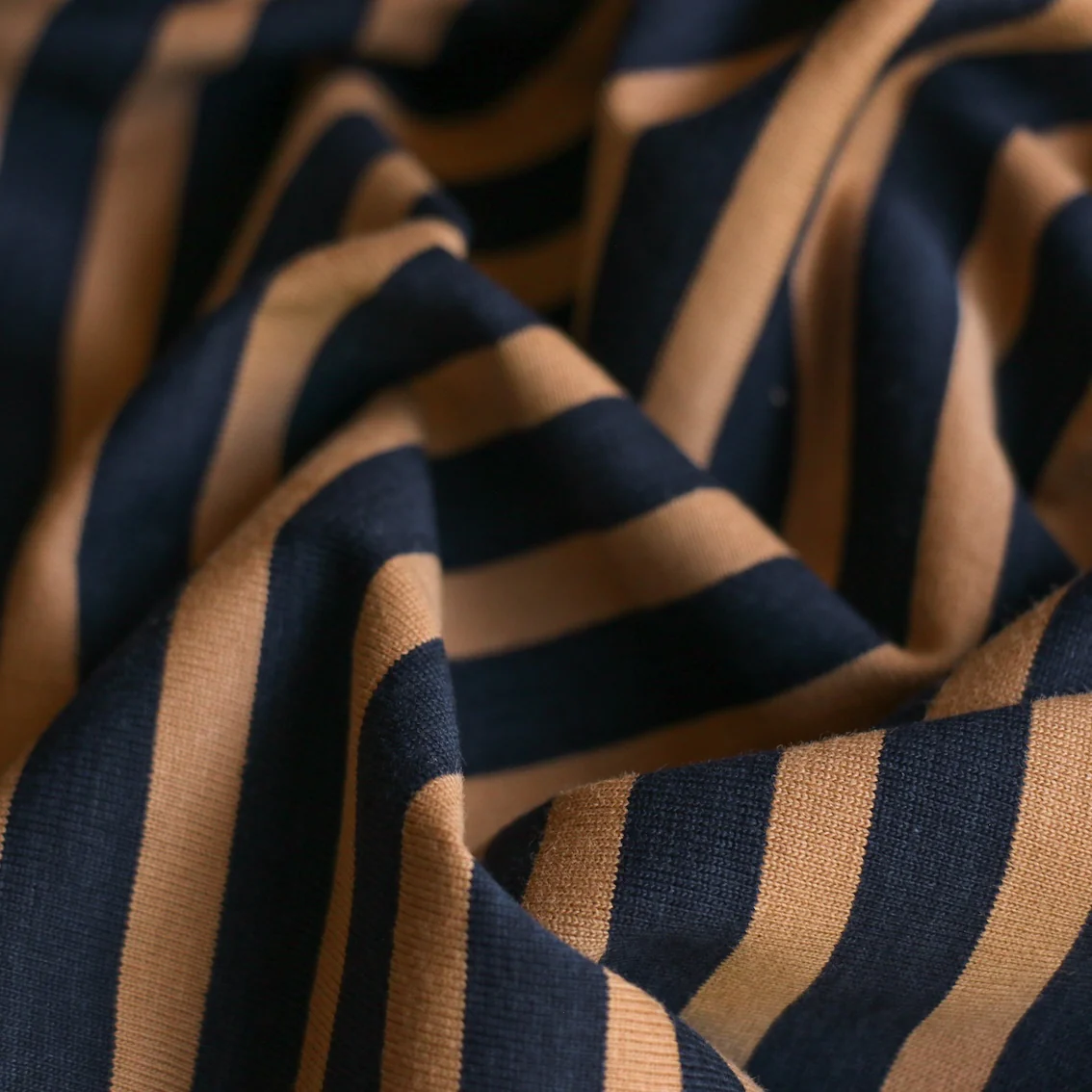 Shikku Stripe Navy/Brûlée - Image 3