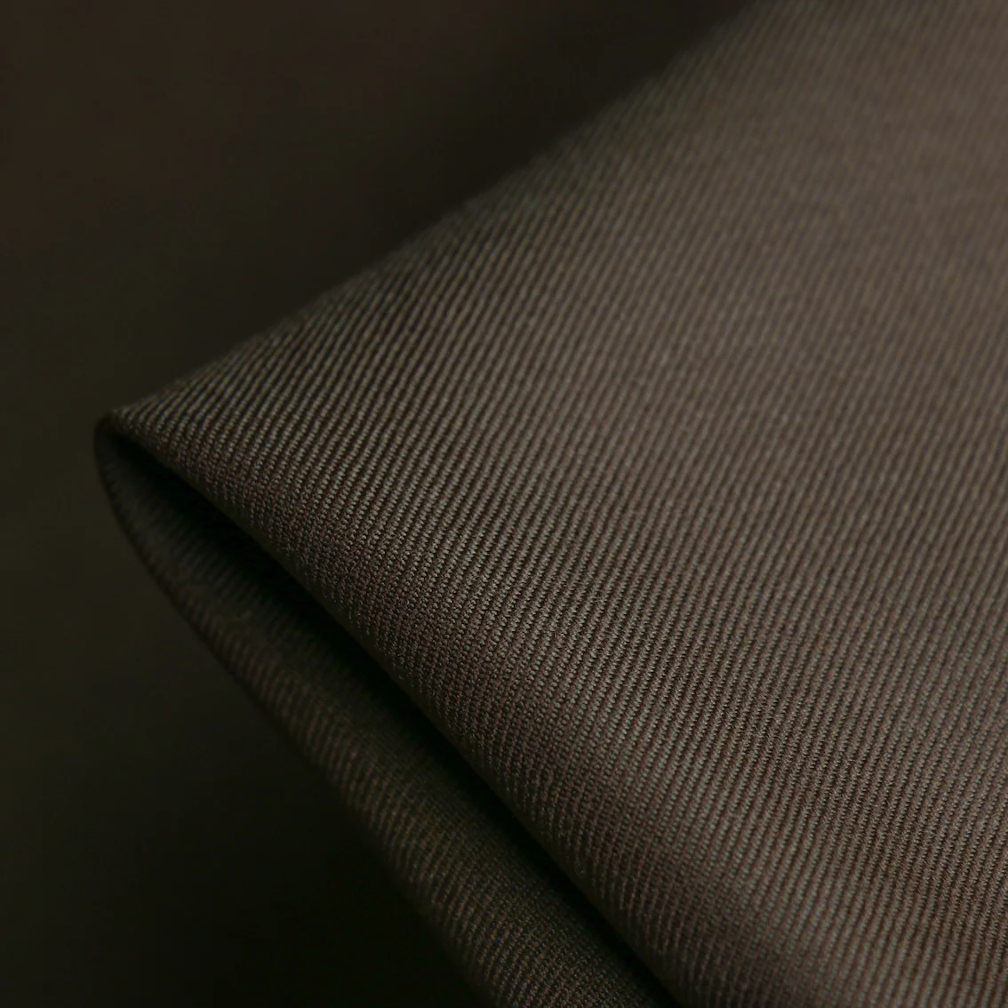 Signore Tobacco Suiting