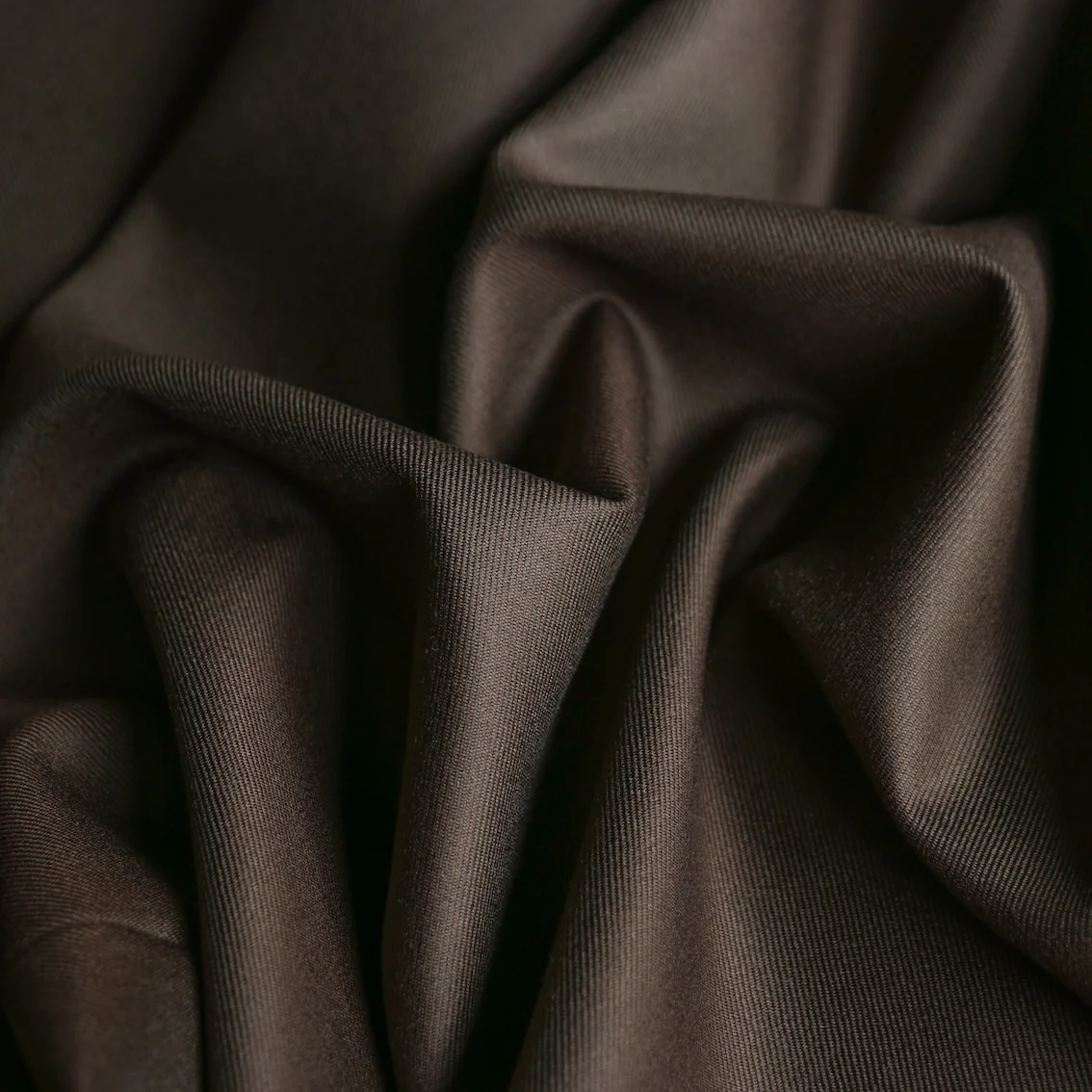 Signore Tobacco Suiting - Image 3