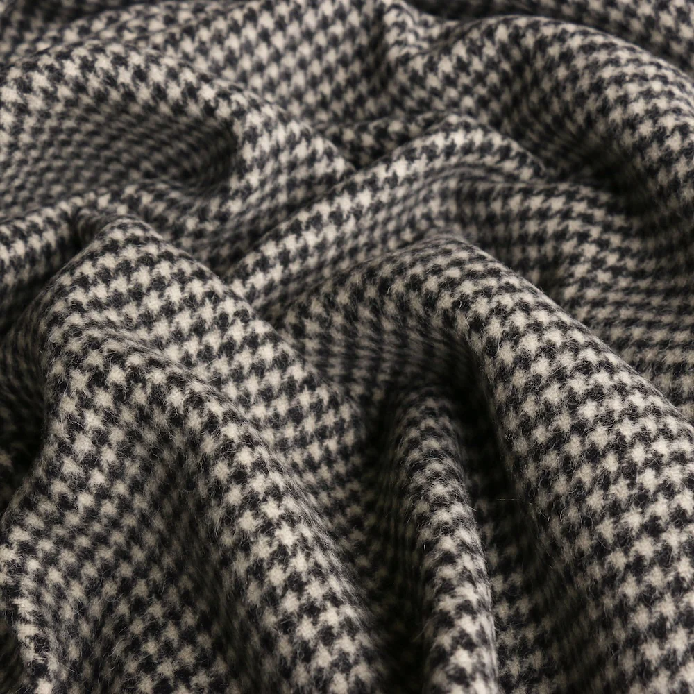 Silvana Nero Houndstooth Coating - Image 3