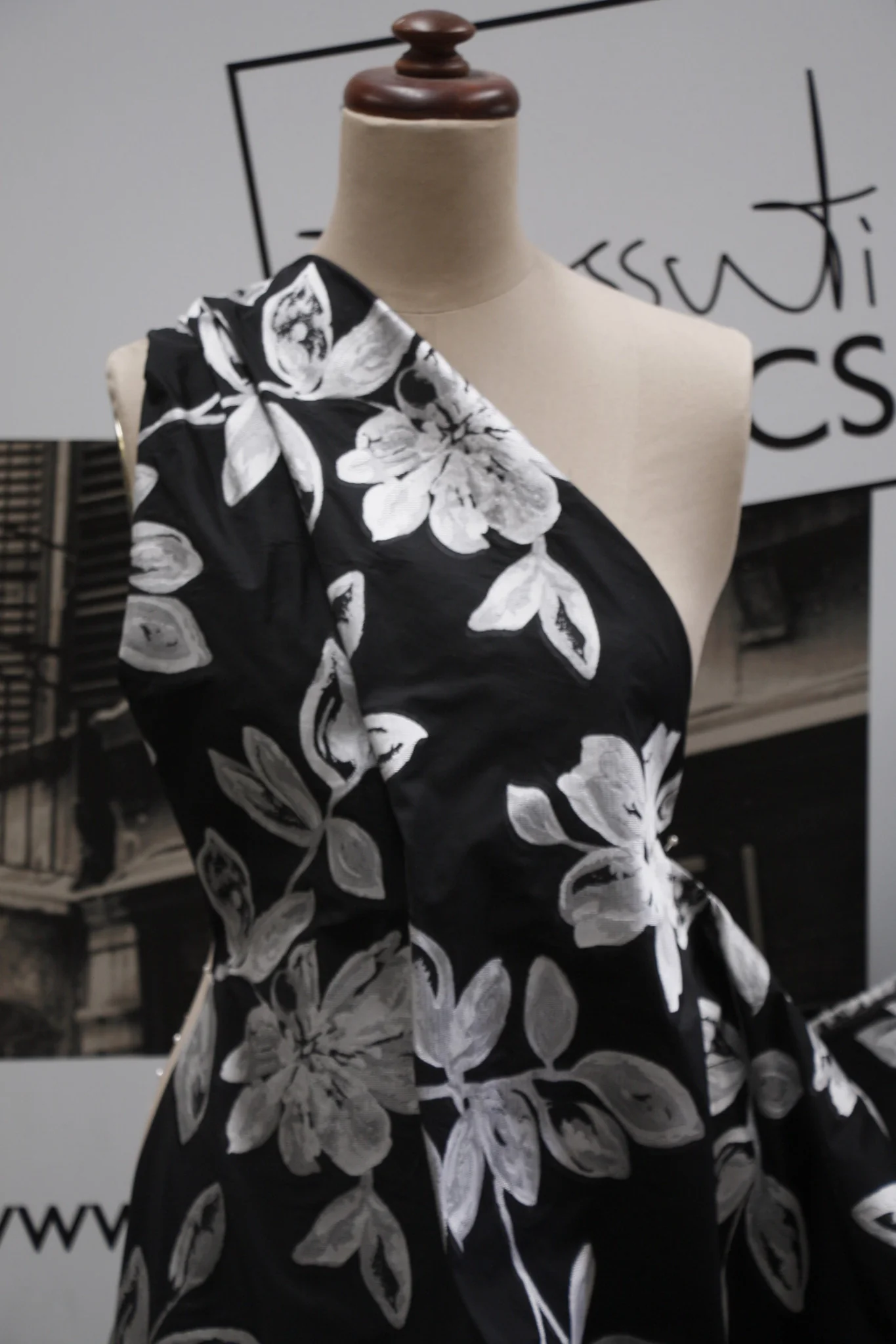 Silver Dior Brocade - Image 5