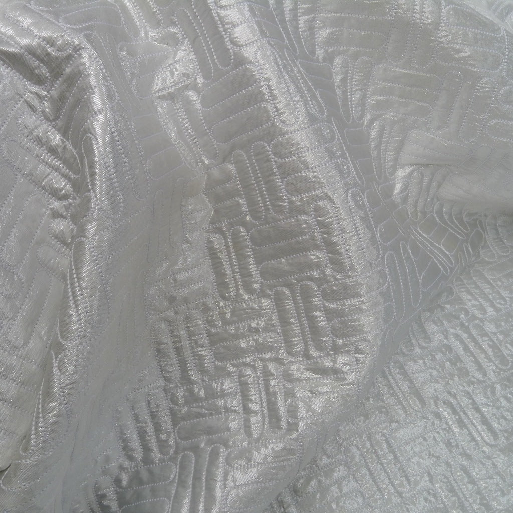 Silver Quilted Metalic - Image 2