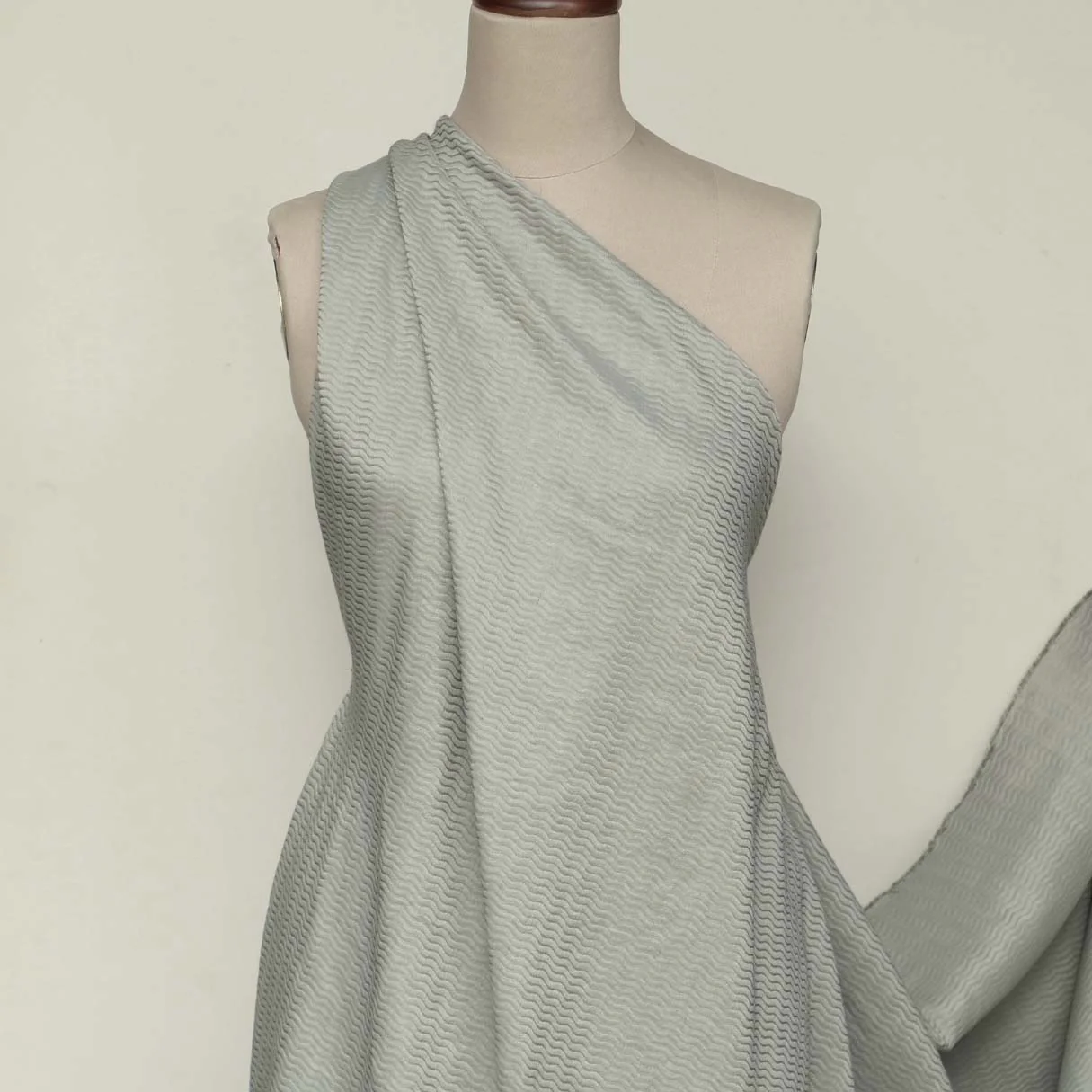Silver Waves - Image 4
