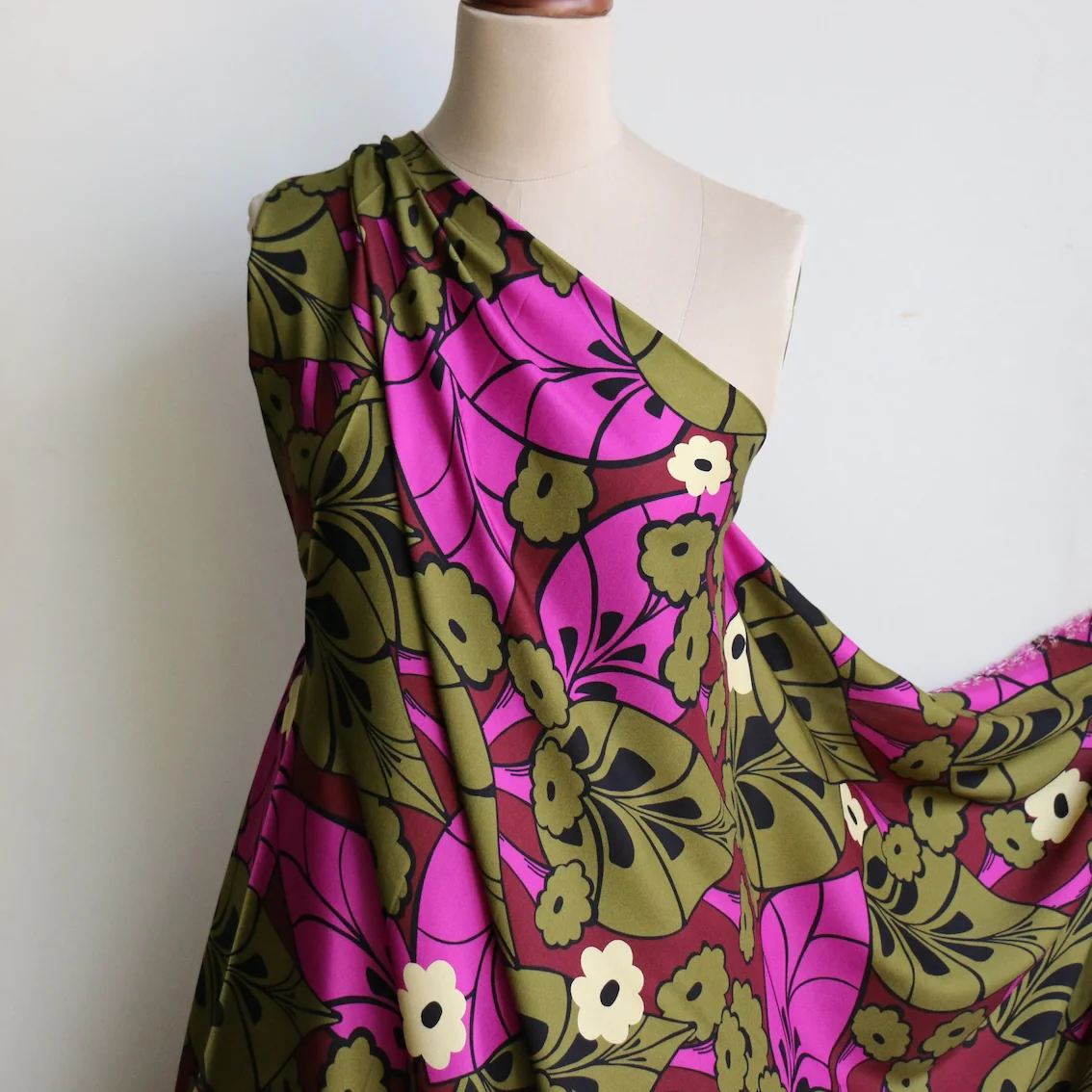 Sissio Magenta - Image 6