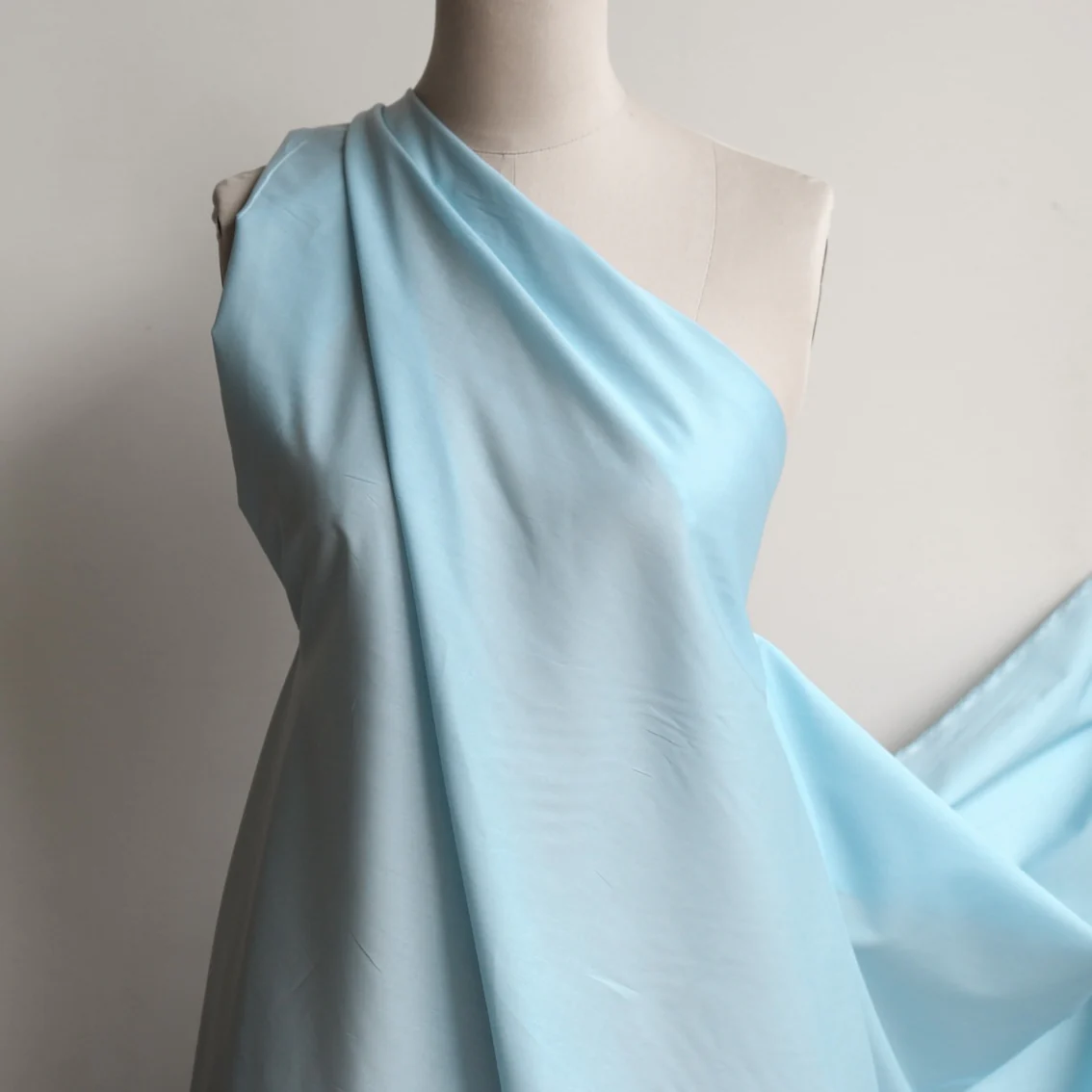 Sky Blue EC - Liberty Tana Lawn™ - Image 4
