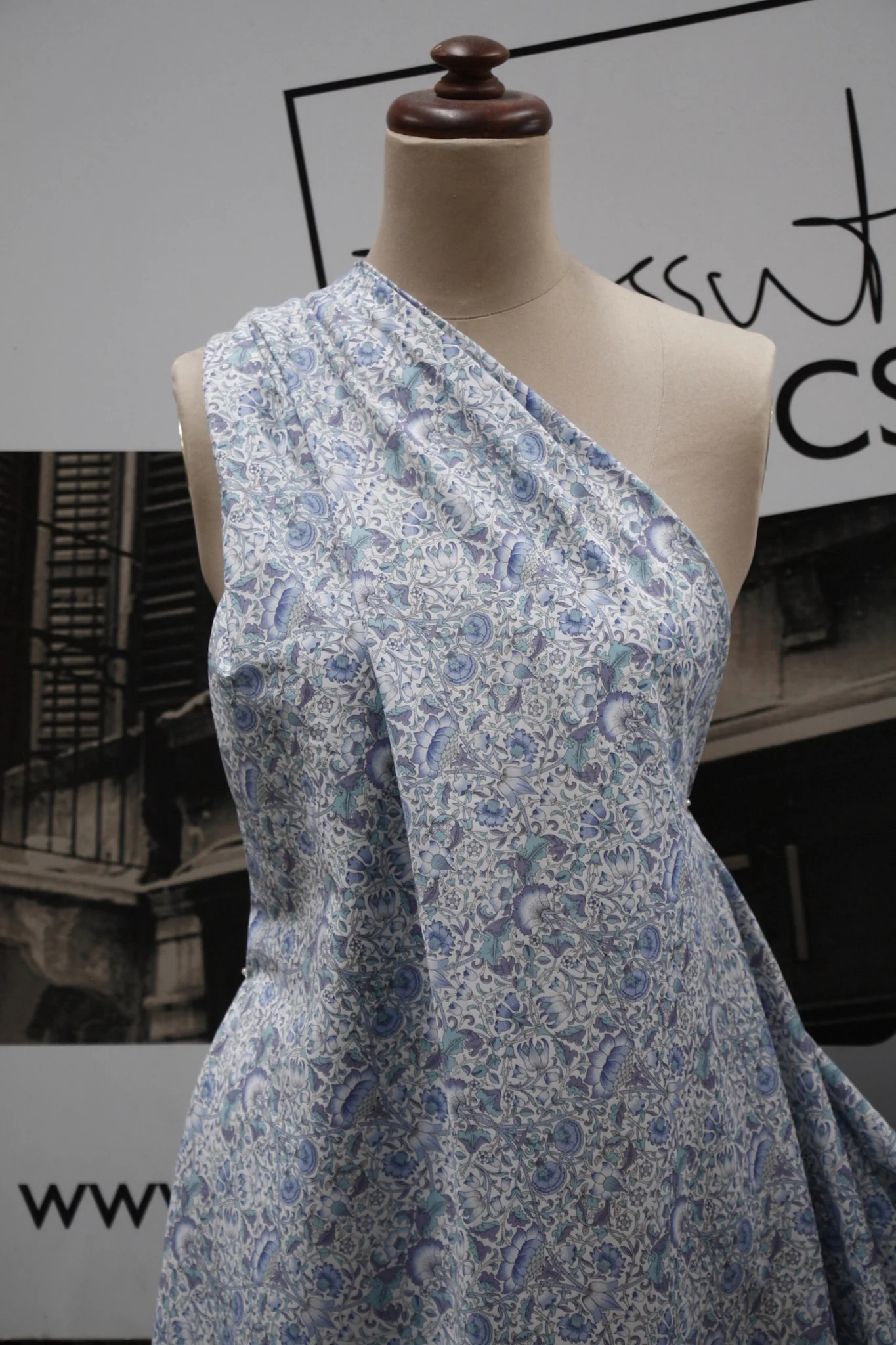 Sky Blue Lodden - Liberty Of London - Image 5