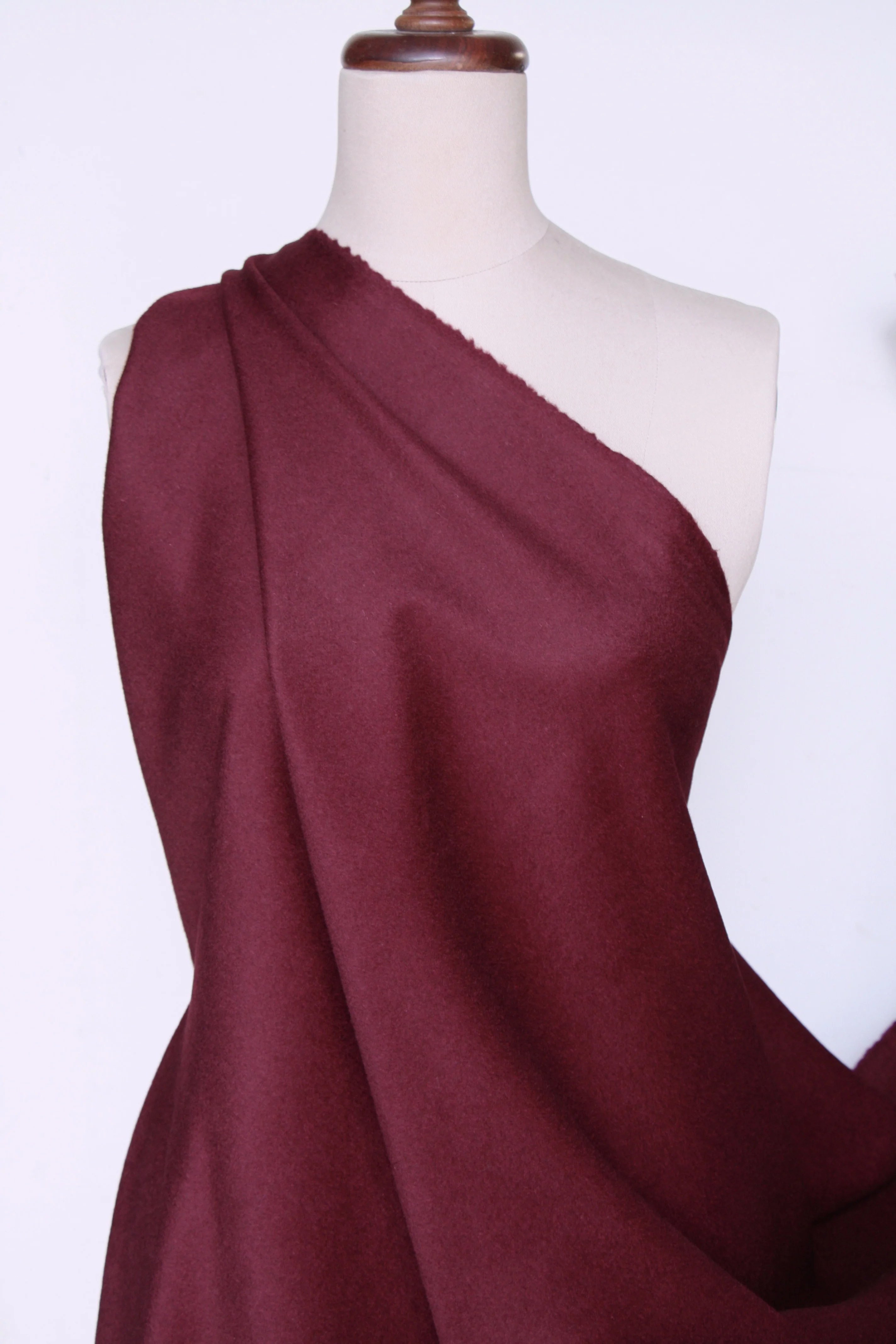 Smooth Burgundy - Image 4