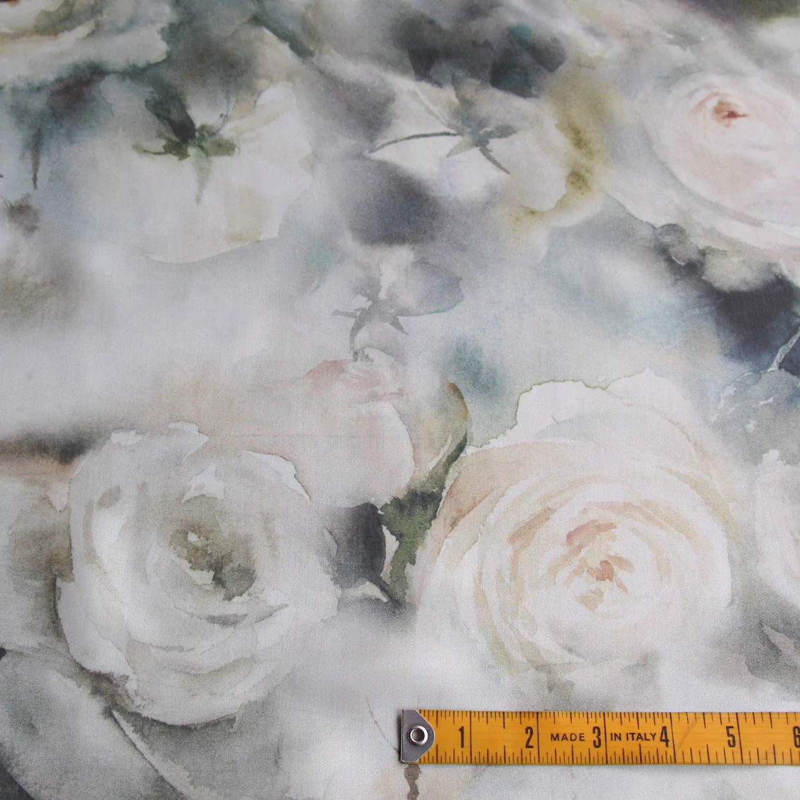 Snow Roses Chiffon - Image 3