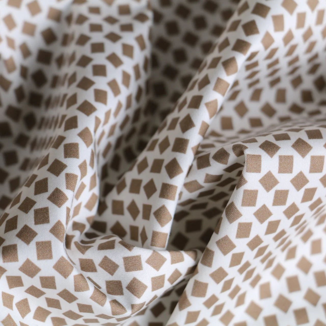 Squares Or Diamond Taupe - Image 2