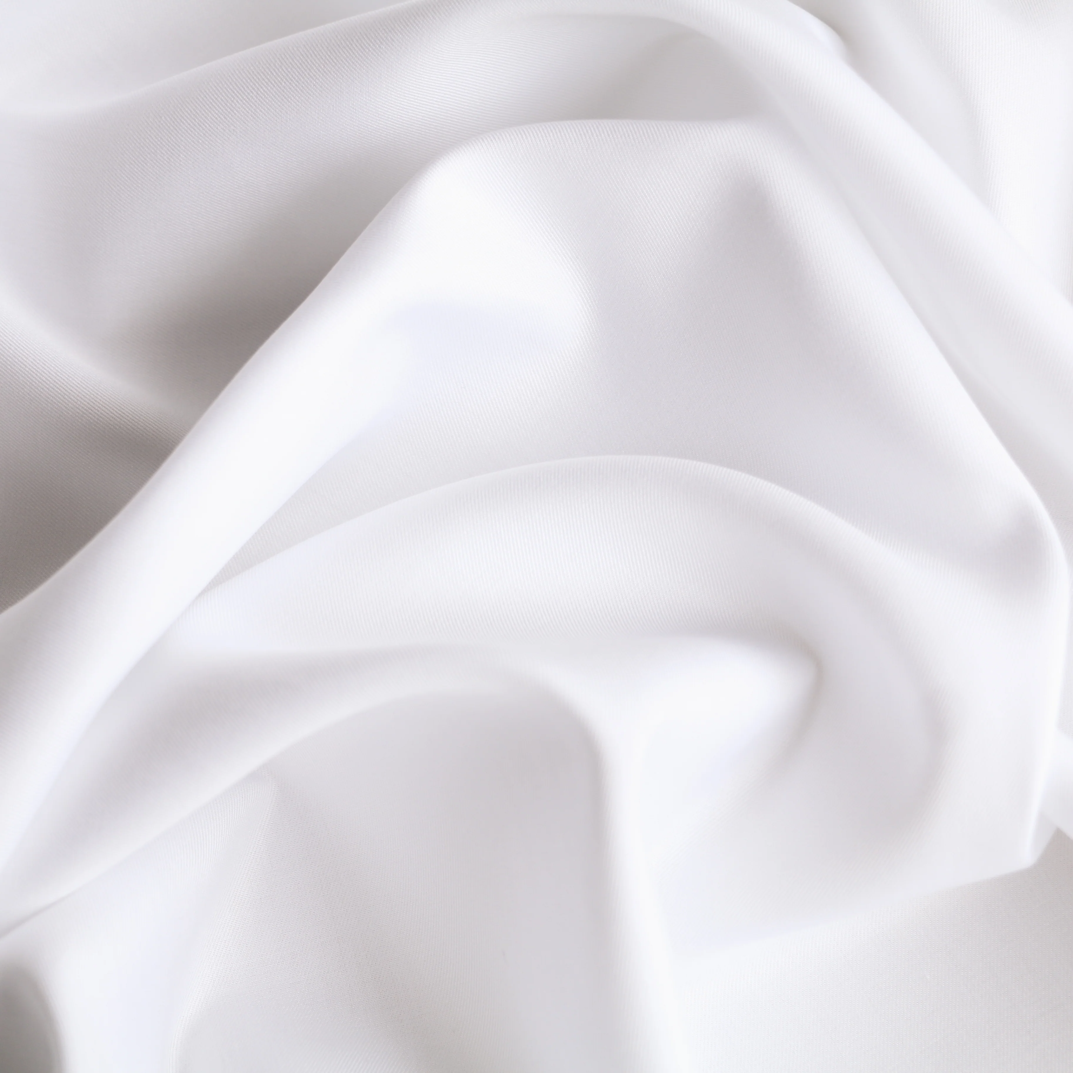 Still Bianco Poplin Shirting - Image 2