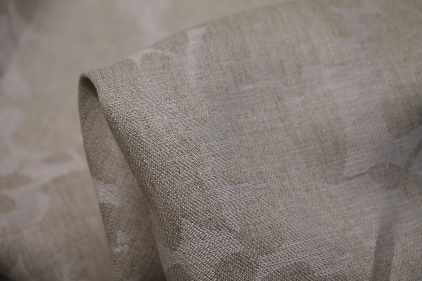 String Jacquard Linen