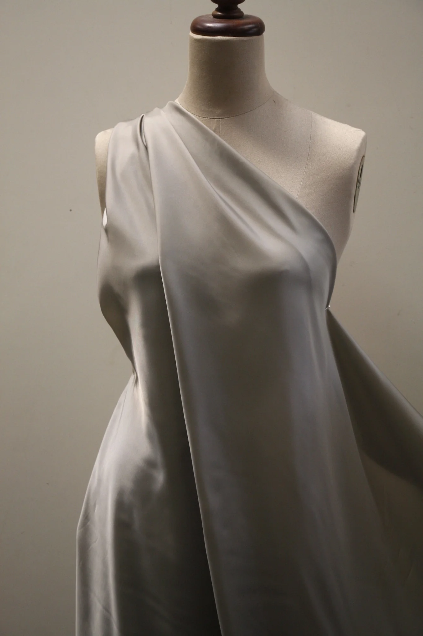 String Rayon Lining - Image 2