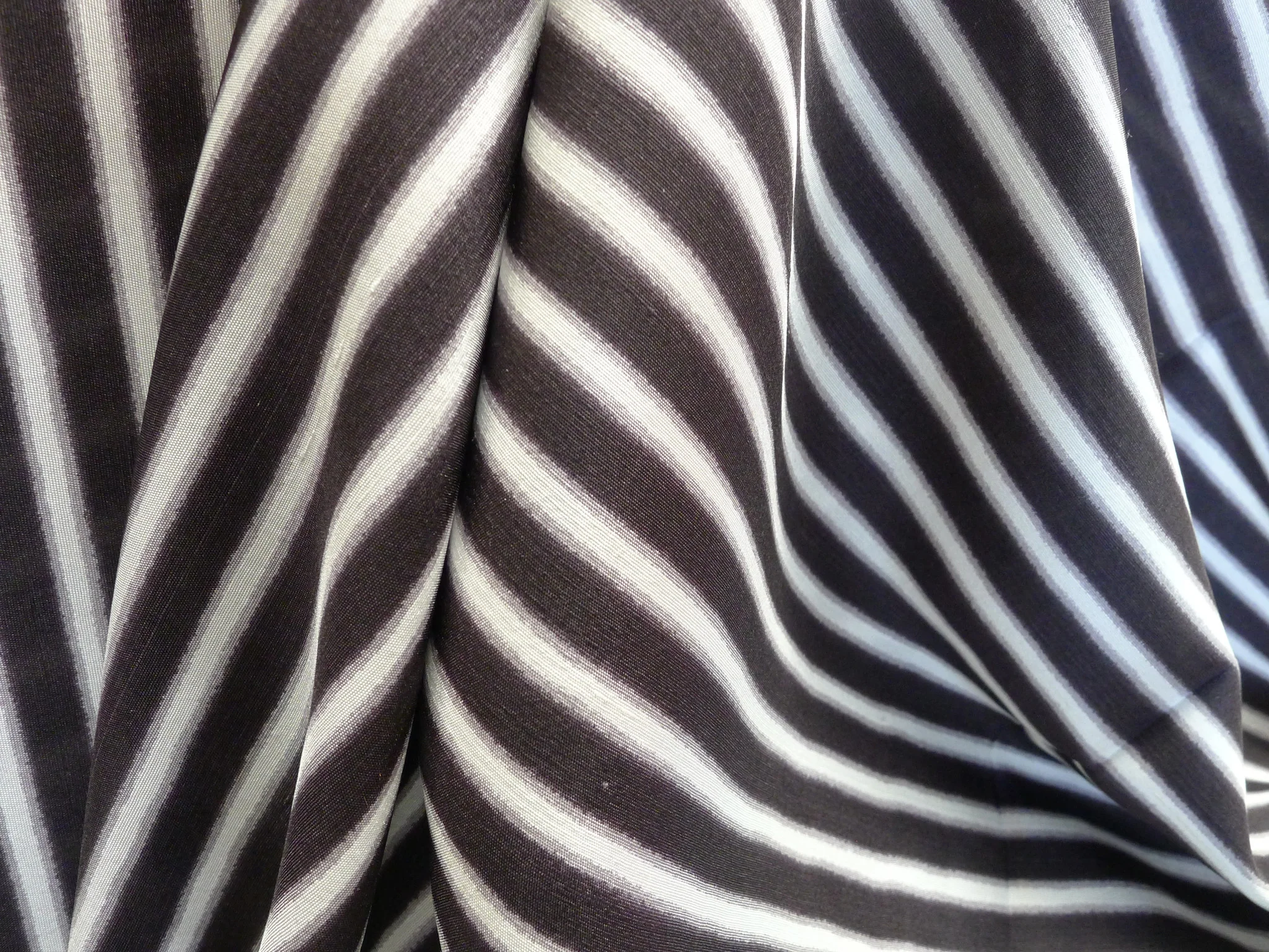Striped Blur - Image 3