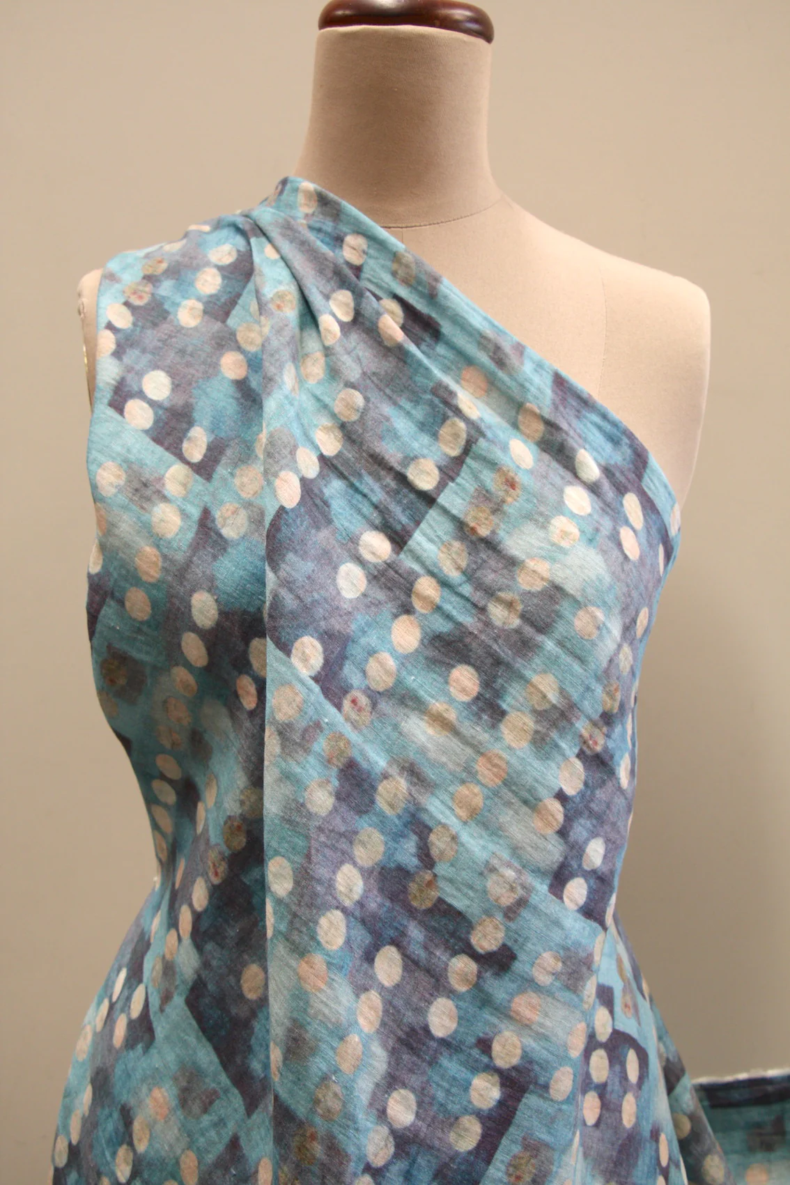 Submerged Dominoes Washed Printed Linen - Image 4