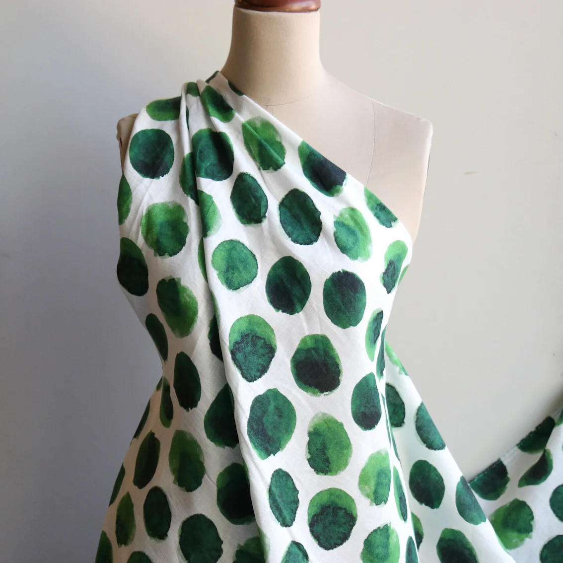 Sumi Verde Dots Printed Linen - Image 5
