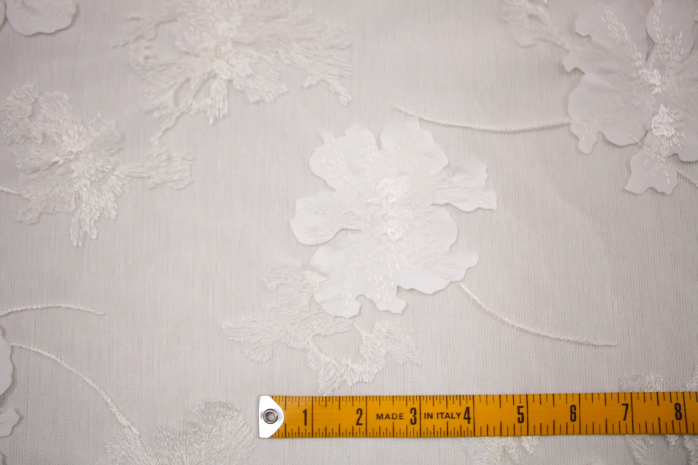 Summer White Garden - Image 2