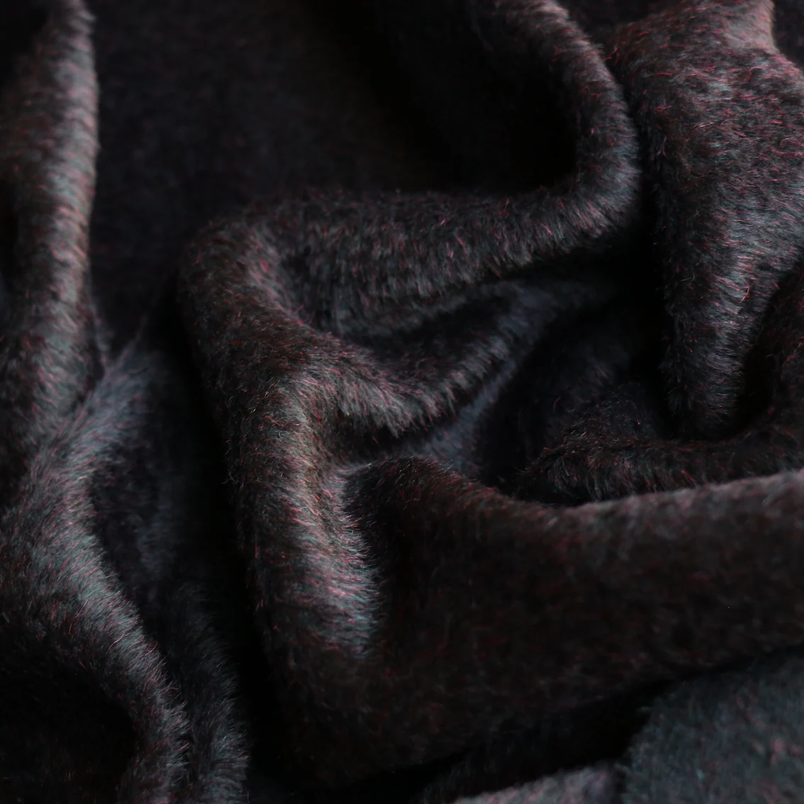 Suri Bordeaux Coating - Image 2
