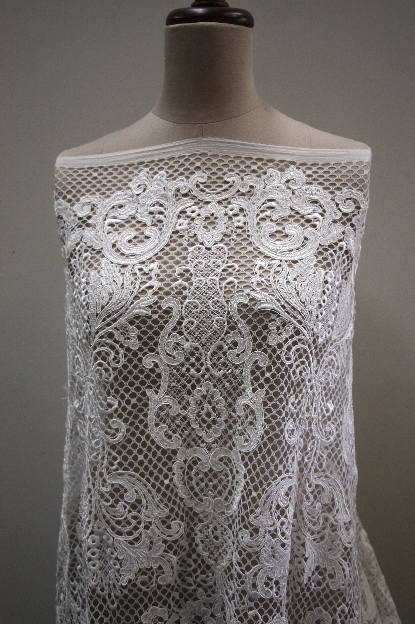 Susan Mesh Guipure - Image 6